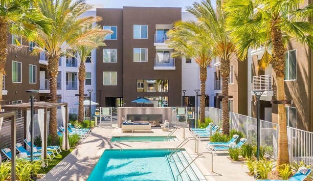 Stylish Fremont 1BR Retreat with Sparkling Outdoor Pool