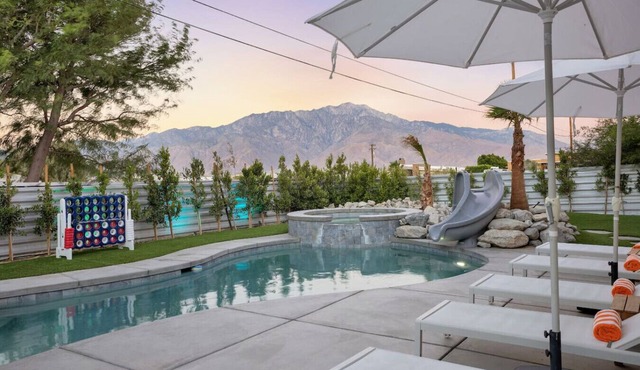 Stylish MCM 15 mins to PS|pool|putting green|bocce