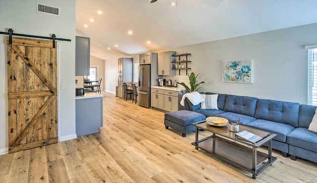 Sunny Orange County Abode w/Fire Pit & Backyard!