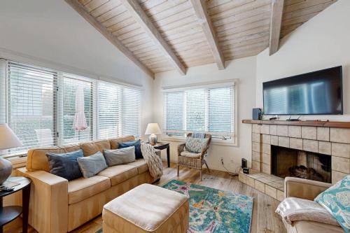 Sunny's Santa Barbara Beach House