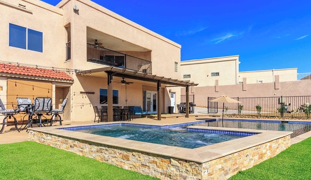 Sunset Oasis 7 Bedroom Family