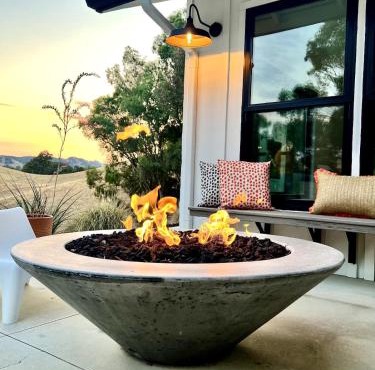 Sunset View Luxury Living on 5 Picturesque Acres