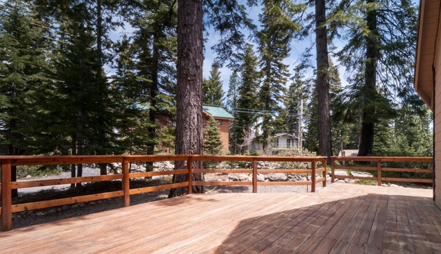 Sweet Chambers cabin with full access to, pool,bch tennis, walk 2 beach