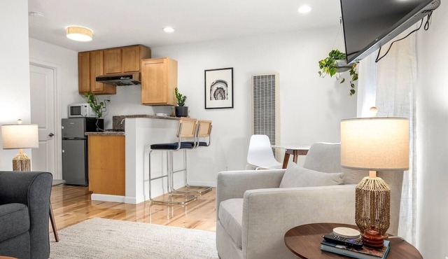 Swell House Santa Cruz - Suite 2