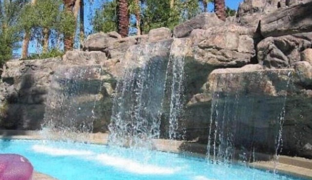 Tahiti Village 1BR Condo