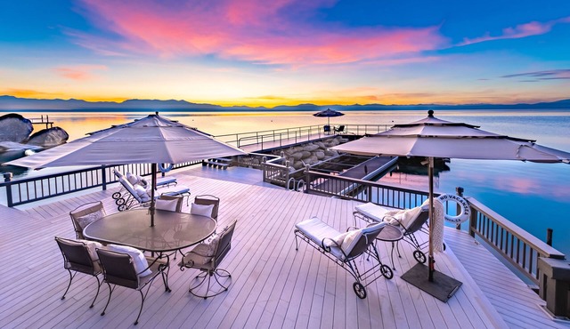 Tahoe Lakefront Estate Private Dock & Moorings Hot Tub Stunning Lake Views