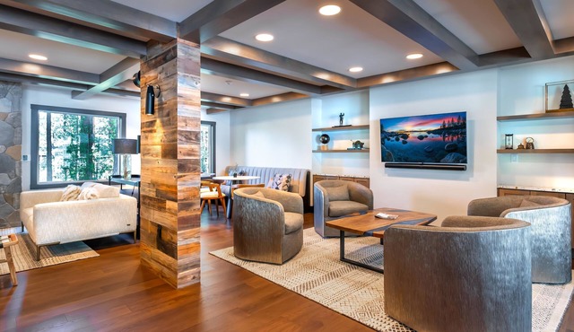 The Incline Lodge