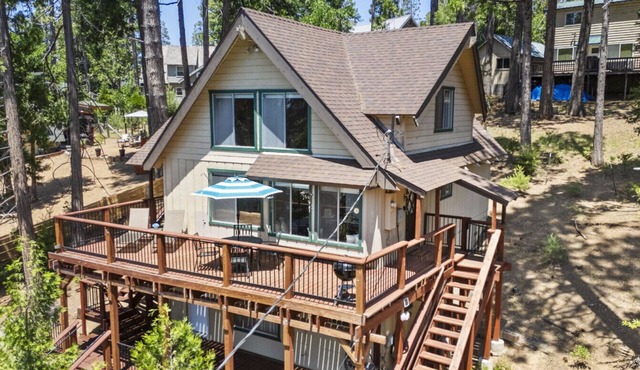 The Lodge 108-Family & Pet Friendly Ski Cabin