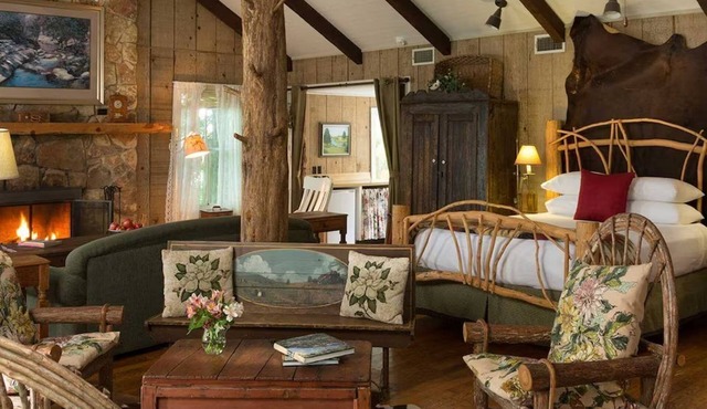The Magnolia Suite Escape to an Authentic Texas Ranch with Unique Activities! in Cat Spring