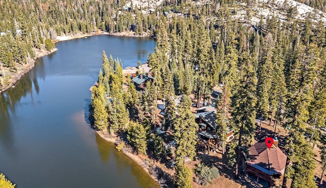 The only Bear Valley lakefront + beachfront cabin with ski in-out access
