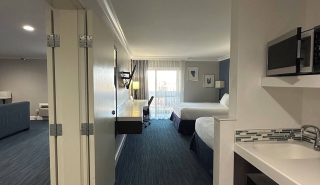 The Pacific Inn