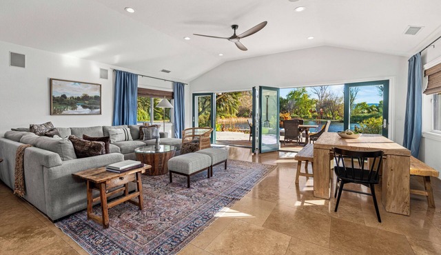 The Ranch House, Vineyards, on The Big Pond, a retreat for unforgettable stays.