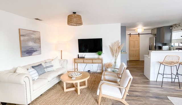 Tranquil 3 bedroom beach cottage close to the beach