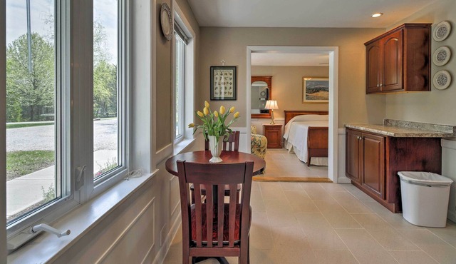 Tranquil Studio w/Private Beach on Lake Champlain! in North Hero