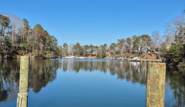 Tranquil waterfront destination offers the perfect blend of comfort and charm. in Lancaster
