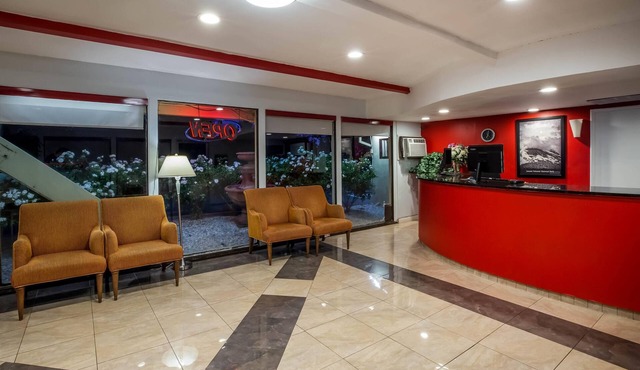 Travelodge by Wyndham Red Bluff South of Redding