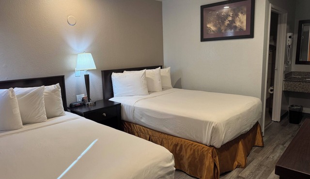 Travelodge by Wyndham Sacramento/Rancho Cordova