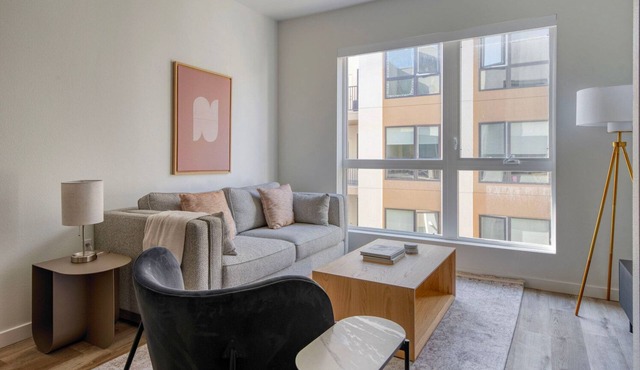 Trendy Hayward 2BR w/Heated Pool & On-Site Dining, by Blueground