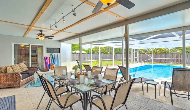 'Tropical Landing' Stuart Home w/Pool + Grill! in Stuart