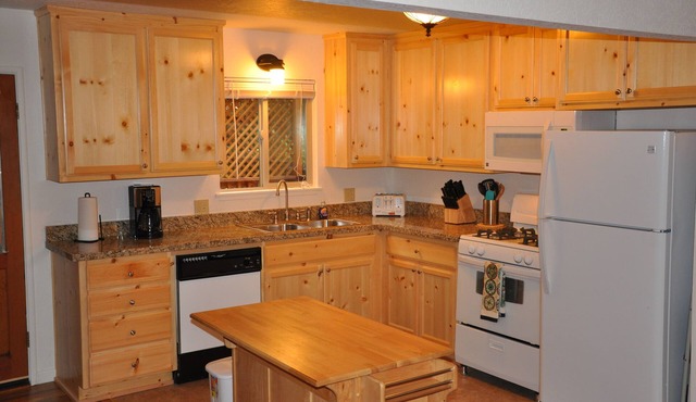 Twain Harte Vacation House - Beautiful Home in Perfect Location