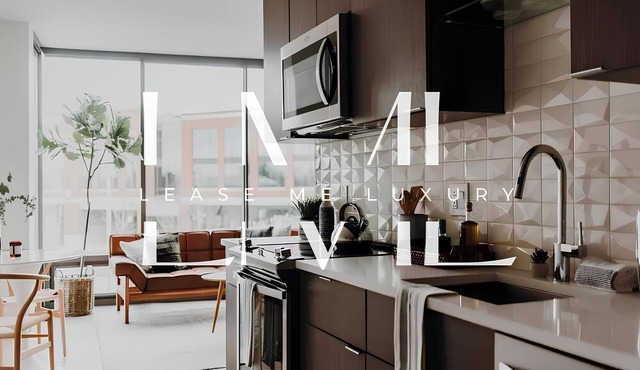 Two bed Penthouse in Shaker Heights, perfect to set up close to the city. in Shaker Heights