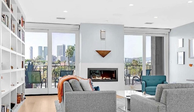 Two Bedroom Modern Apartment with Spacious Layout