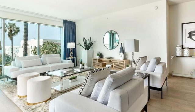 Two Bedroom Oceanfront Retreat with Panoramic View
