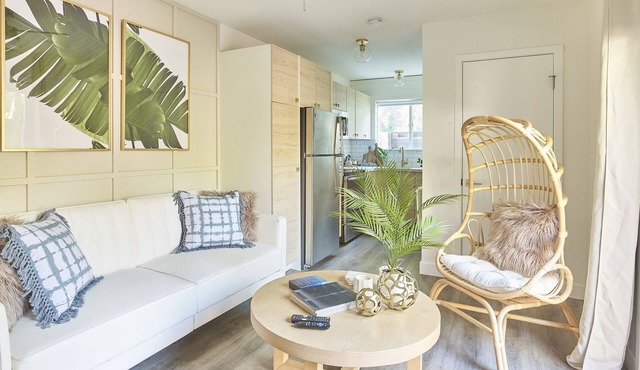 Unique Private & Cozy Tropical Guesthouse Near Disney/LA