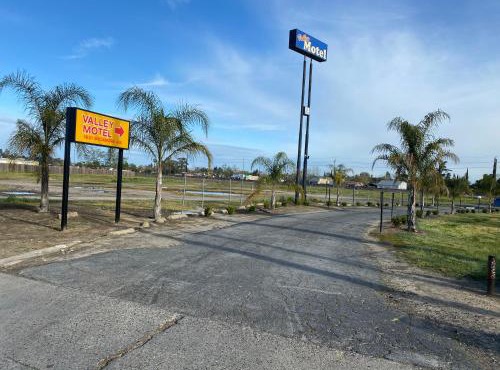 Valley Motel