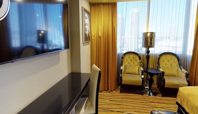 Vegas Casino Super Luxury 1 BR Studio in Fabulous Las Vegas for 2 w/Kitchenette