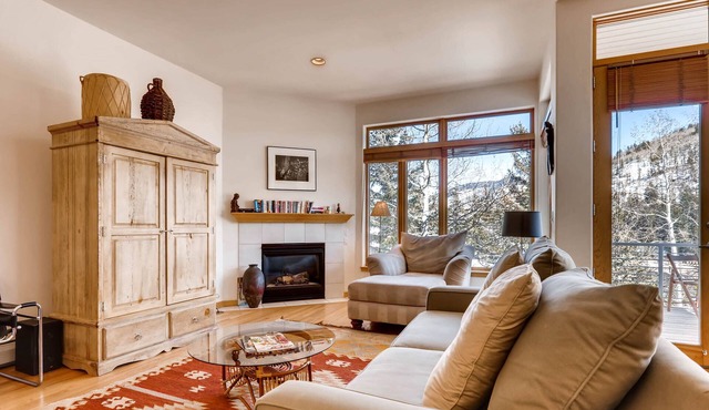 Views, Bright Spacious Vail Villa, SAV4B in Vail