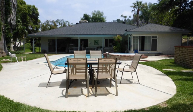 Villa Vacation Home (3 Bedroom House)