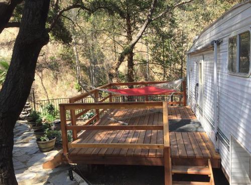 Vintage RV Creekside Nature Retreat near Ojai next to Swim Holes Hike