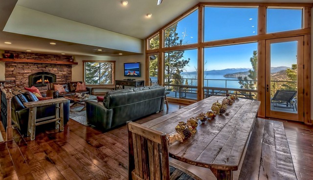 Welcome to Lake Tahoe. Welcome to Lake Tahoe. Welcome to La