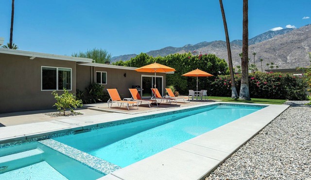 Your Private Mid-Century Desert Retreat in Tahquitz River Estates