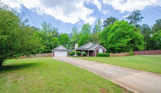 Your Quiet Escape in Locust Grove Sleeps 6 in Locust Grove