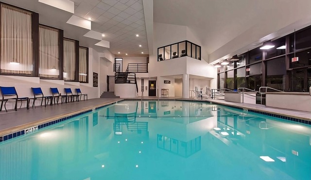 Your Relaxing Getaway Awaits! Short Drive to Balboa Beach, Airport Shuttle