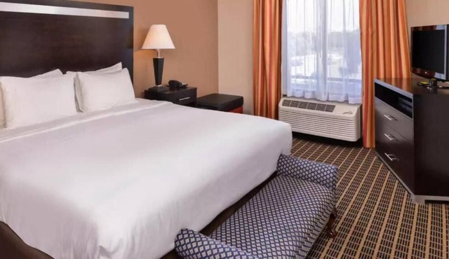 Your SF Getaway Starts Here! Free Breakfast, Free Parking, Near Union Square
