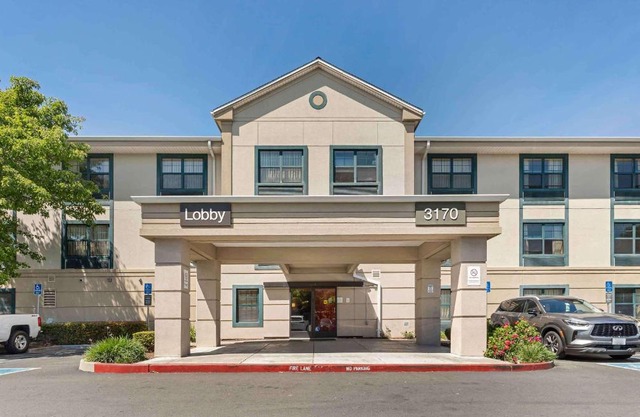 Stay America Suites Richmond Hilltop Mall 