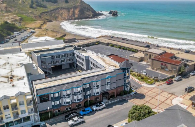 Inn At Rockaway 