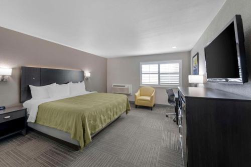 Quality Inn Kettleman City Hwy 