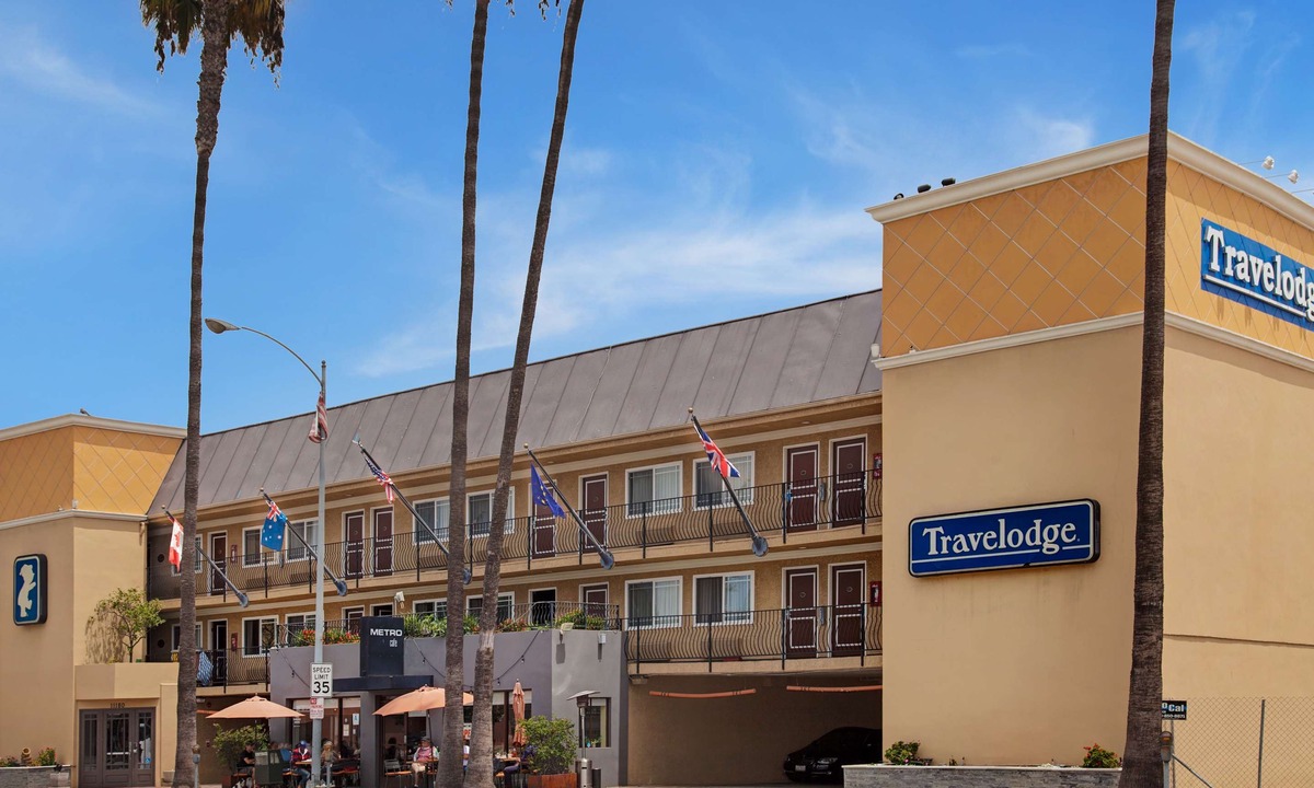 Clarkdale Hotel | Travelodge by Wyndham Culver City