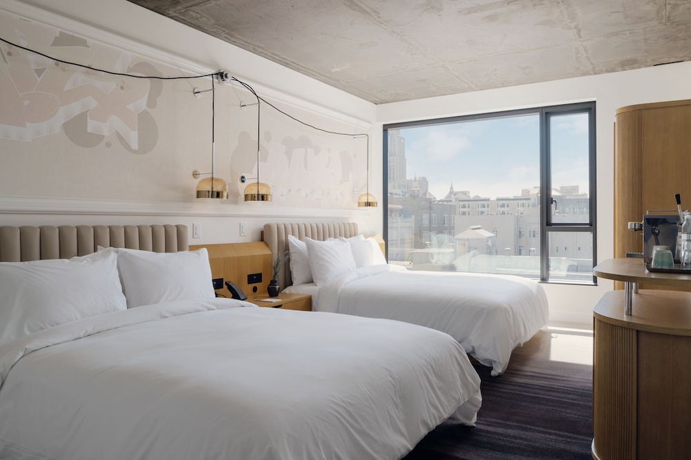 Tenderloin House | Modern Tranquility, Stylish Getaway, 4 Relaxing Pet-Friendly Units!