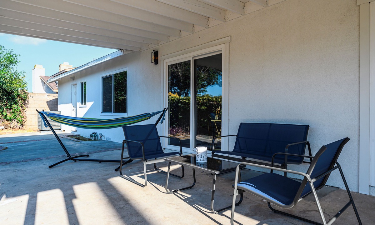 Riverview West House | Mins to Disney! Luxury 4BD Insta Wall & Game Room