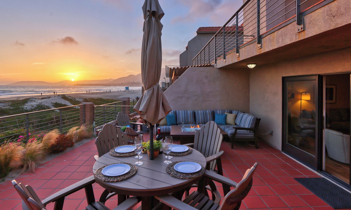 Downtown Condo | Pismo Shores #126: Beachfront and wave ready!