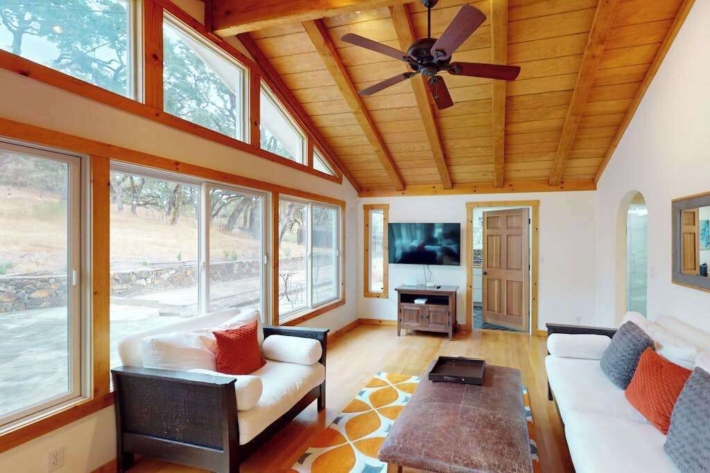 Glen Ellen House | Glen Ellen 3BR estate with heated pool & spa on 5 private acres