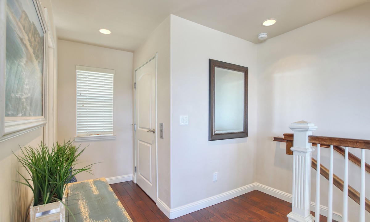 Downtown Condo | Steps to Surf & Sand | Beachfront Oasis + Pier Walk