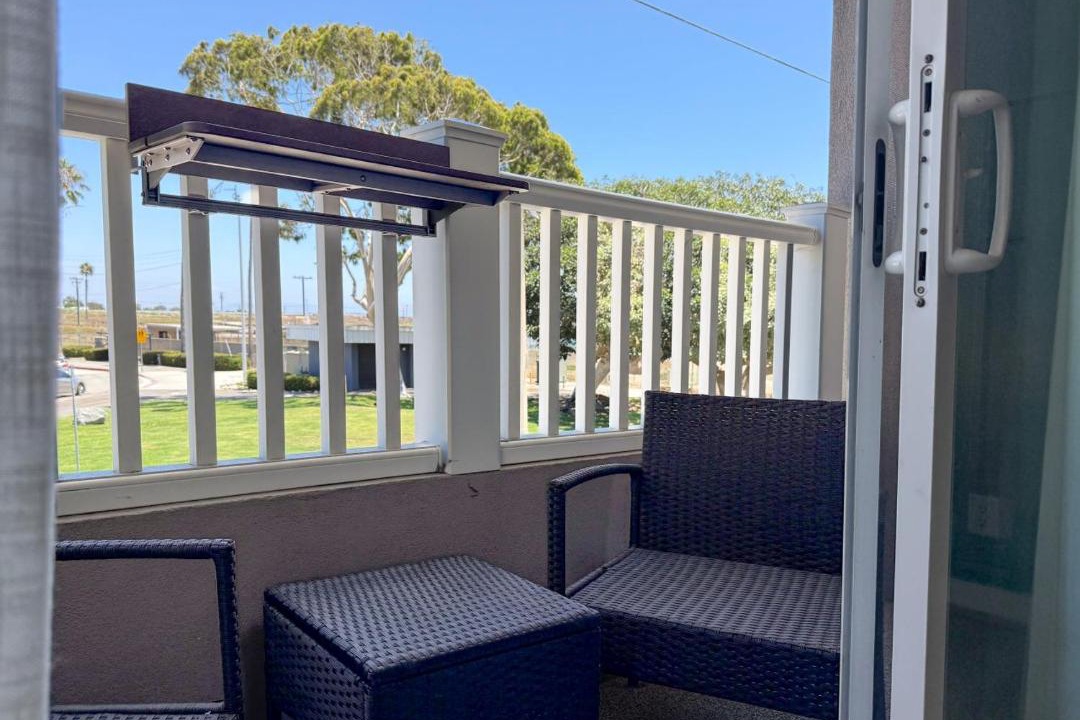 Old Towne Apartment | Beachside 2BR Condo, 2 King Beds , Near Disney