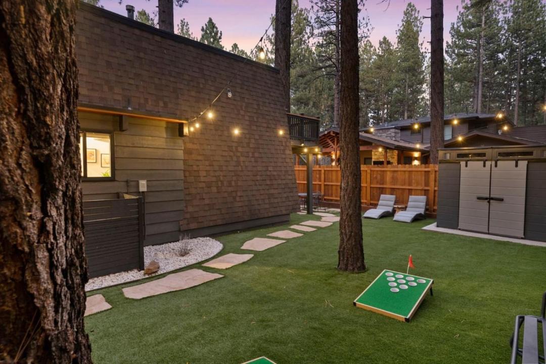 Summit Estates House | Serenity Cabin, Walk to Slopes, Hot tub, Fire Pit
