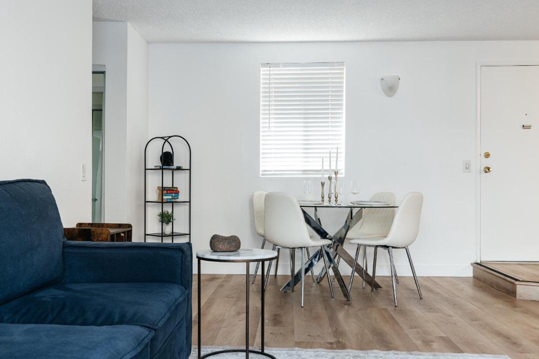 Ocean Park Apartment | Pacific Aura